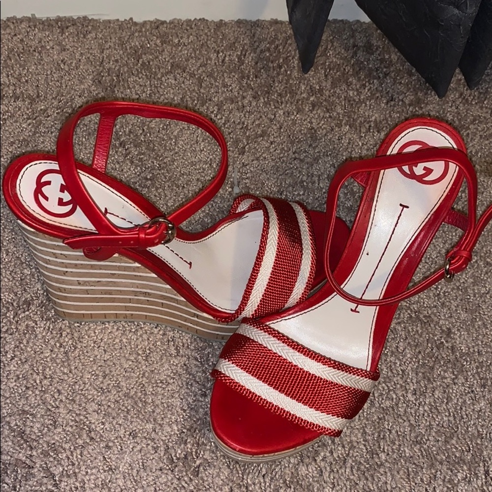 AUTHENTIC Gucci Wedge heels